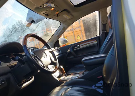 2011 Buick Enclave 1Xl z USA, uszkodzony, nr VIN 5GAKVBED3BJ186911